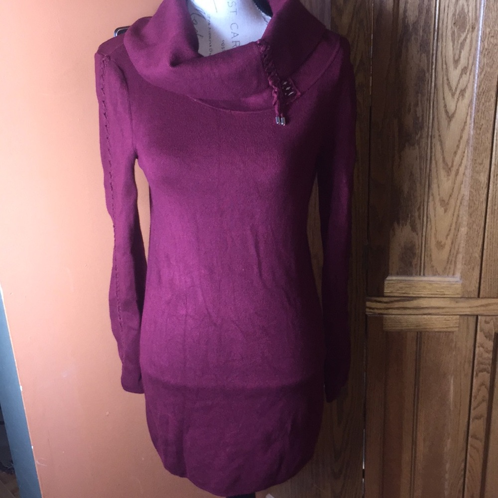 Black House White Market sweater EUC